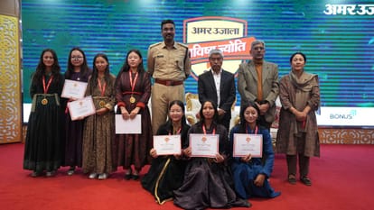 Amar Ujala organized the Bhavishya Jyoti Award Ceremony in Leh.