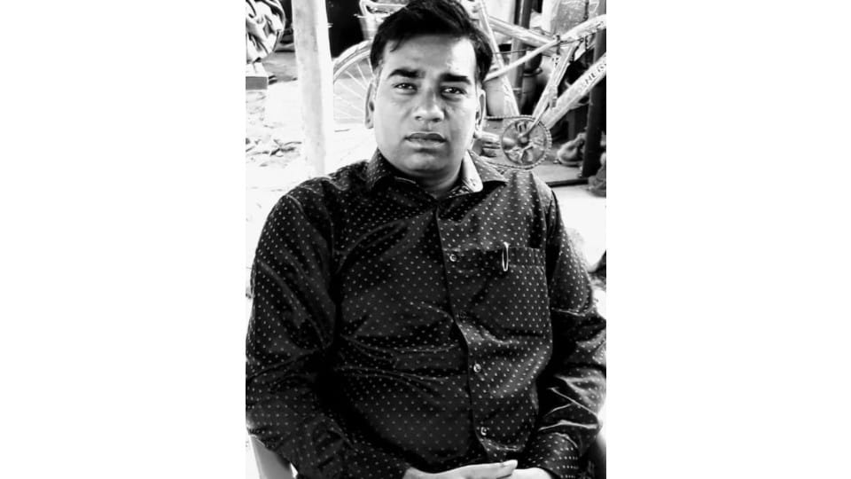 Kasimpur Powerhouse clerk crushed by unknown vehicle