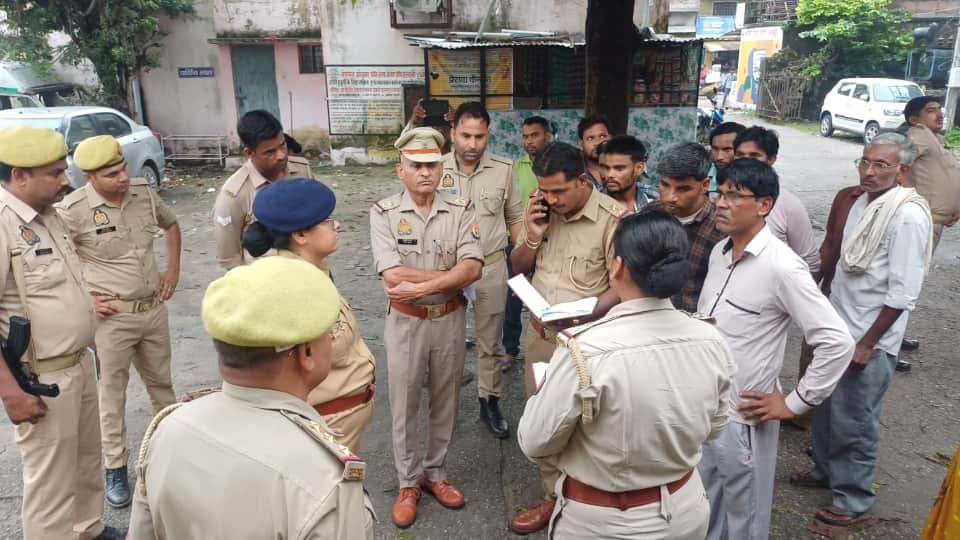 Tempo collides with dumper in Sambhal while trying to avoid a differently-abled person tricycle many died