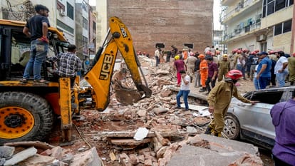 Student PG accommodation in a building lacking an approved plan