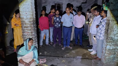Driver and boy die after tractor-trolley becomes electrified in Bareilly