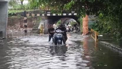 heavy rain in bareilly drains Choked and Roads Submerged in Bareilly