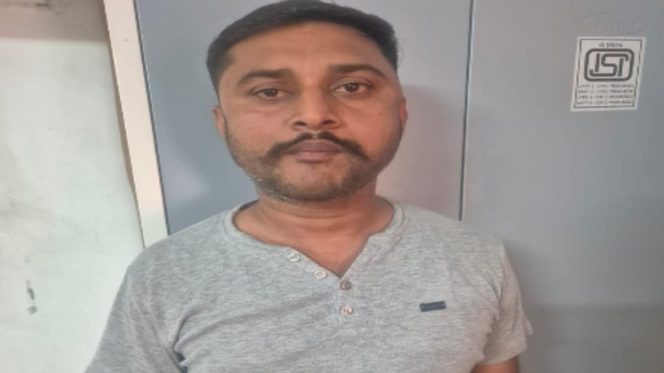 Meerut: ₹25,000 Rewarded Accused Prashant Singh Arrested in VDO Exam Paper Leak Case