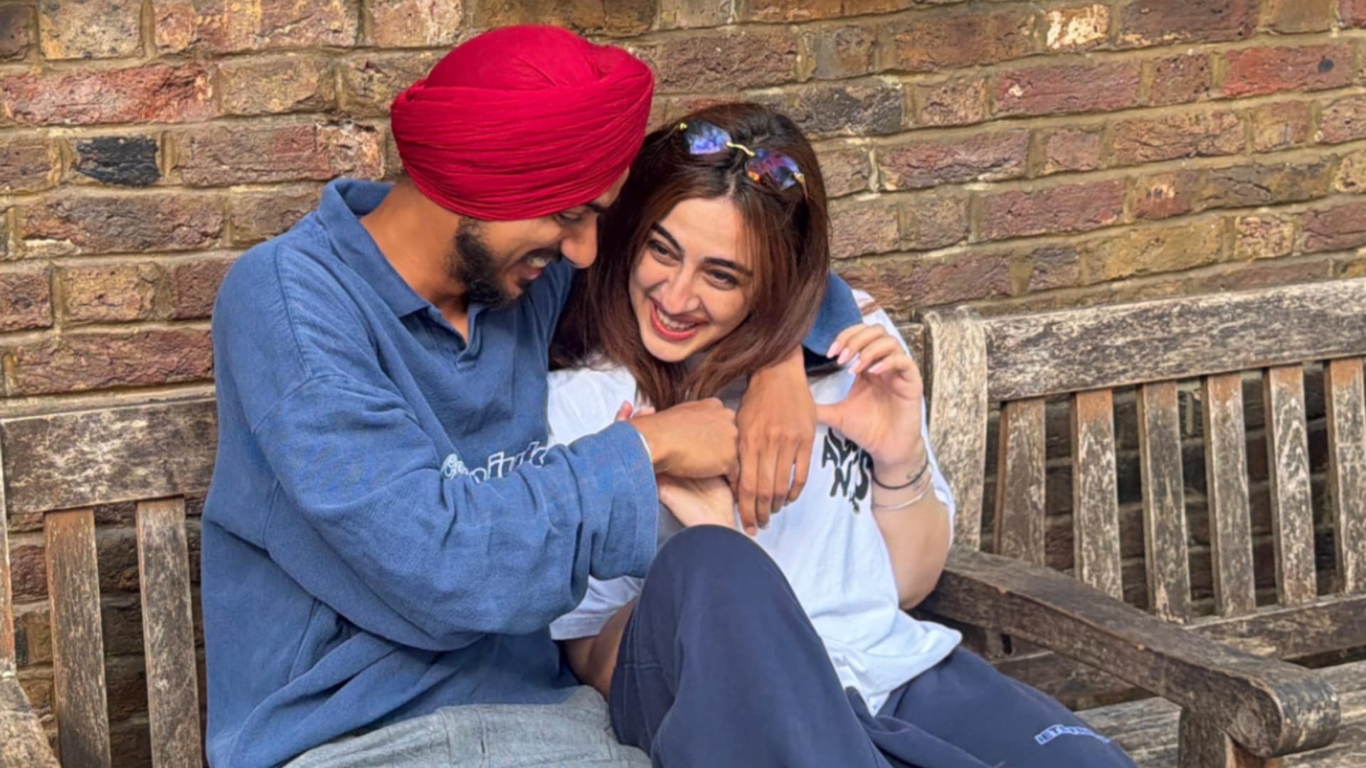 Cricketer Arshdeep Singh wished girlfriend Samreen Kaur happy birthday through a series of pictures