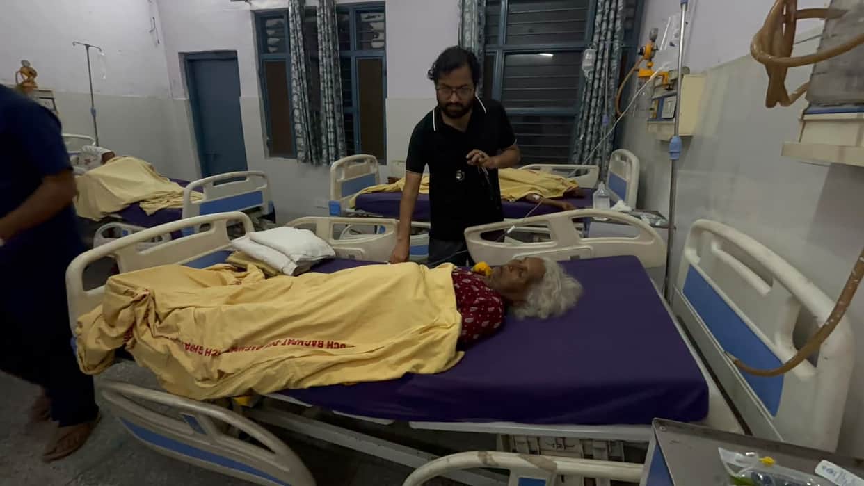 Baghpat Expressway Accident: 12 Pilgrims Killed, 21 Injured; CM Yogi Announces Rs 2 Lakh Aid for Kin