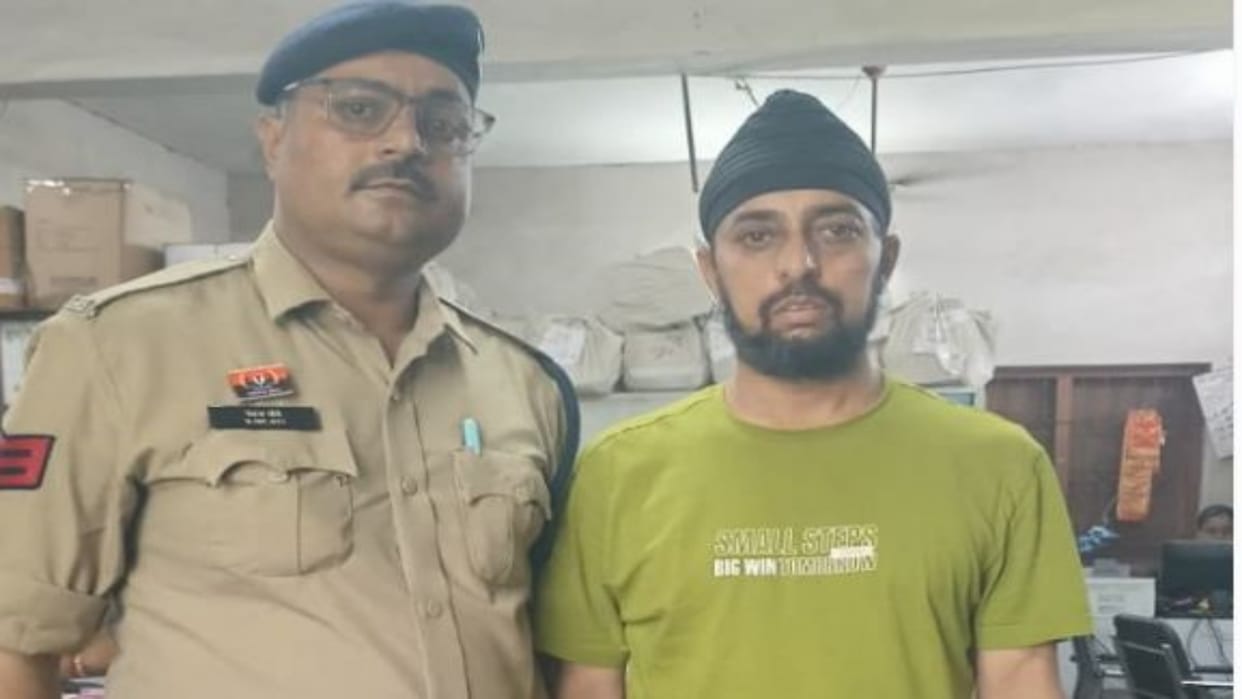 Bhilai: Cashier Embezzles Rs 32 Lakh from Hi-Tech Hospital, Uses Fake Emails to Mislead Officials
