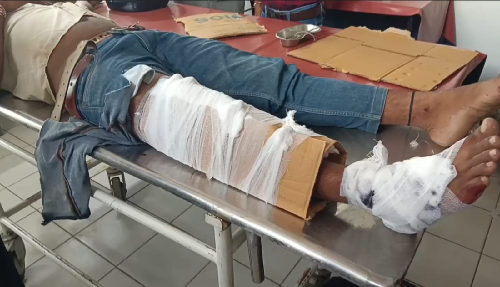 यह ताजा तस्वीर कैमूर के मोहनियां अनुमंडल अस्पताल से सामने आई है।