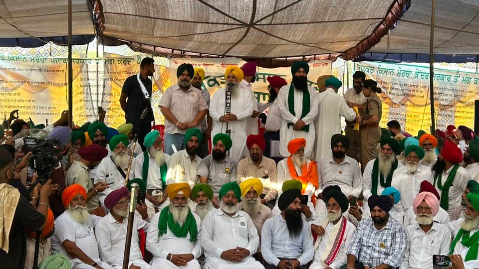 Mohali Farmers protest Punjab Government verbally agreed to most demands written assurance