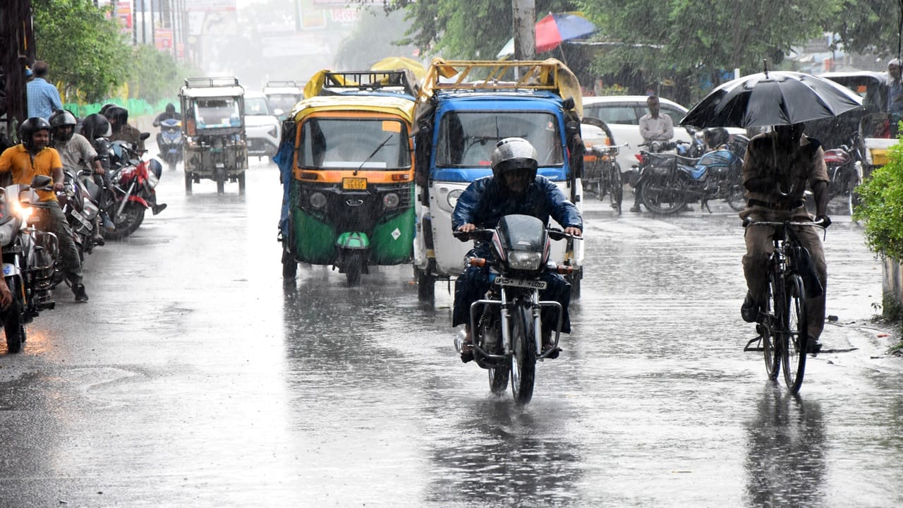 बरेली में भारी बारिश