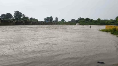 धौलपुर में पार्वती नदी उफान पर