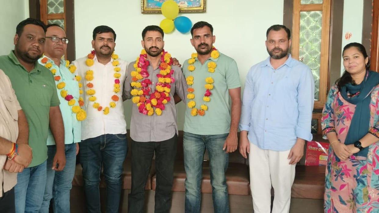 Jhansi: Teachers' Self-Care Team Reconstituted; Sudhanshu Sharma Becomes President and Mayank Srivastava Patro