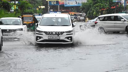 heavy rain in bareilly drains Choked and Roads Submerged in Bareilly