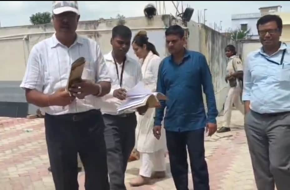 darbhanga-bdo-anand-kumar-vibhuti-eou-raid eou action