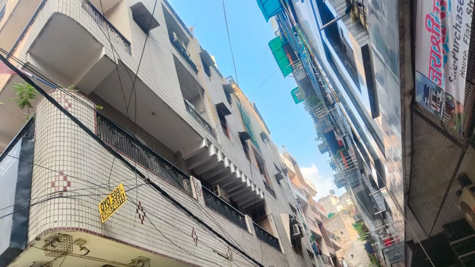 Delhi Building Collapse PG Runs in Cramped Lanes Rent high As Society