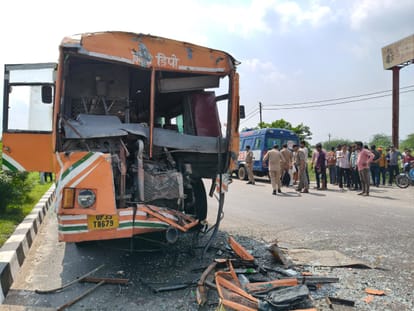 Jhansi Depot Roadways Bus Crashes Into Container Near Ata Police Station, Eight Injured