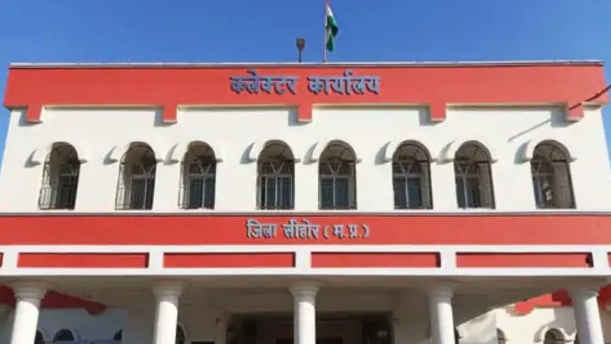 MP News Sehore Anganwadi Inspection Exposes Irregularities Project Officer Suspended Over Fake Records