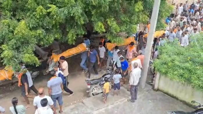 Kanpur Hirni incident three officials including Patara CHC Superintendent transferred  ward boy suspended