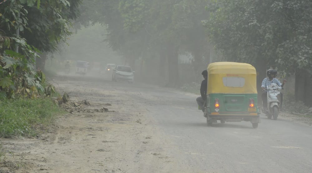 Kanpur 300 crore spent yet air quality remains poor broken roads open garbage dumps scored 183.2 out of 200