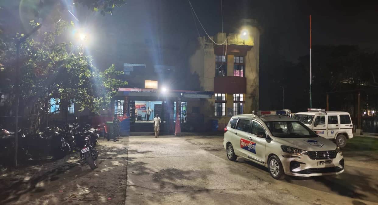 kishanganj drug case corex syrup consignment bengal police birpara alipurduar two arrested