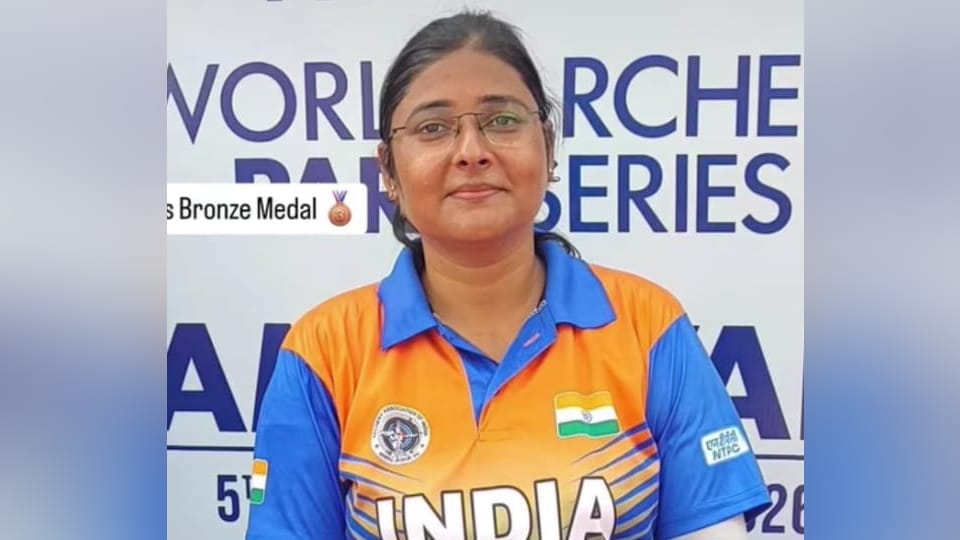 Meerut: Swati won one silver and two bronze medals at the World Archery Para Series and qualified