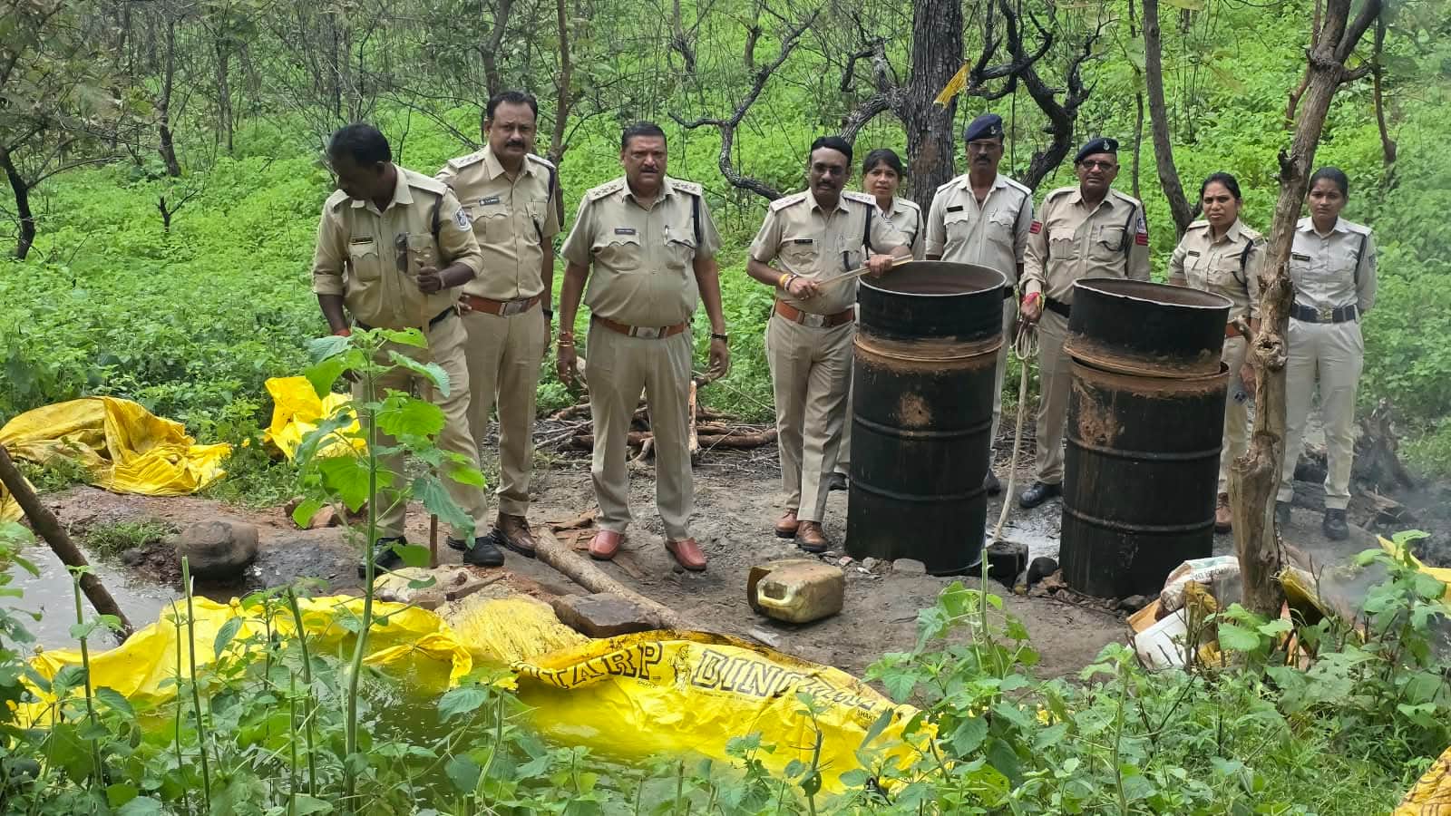 आबकारी विभाग की कार्रवाई