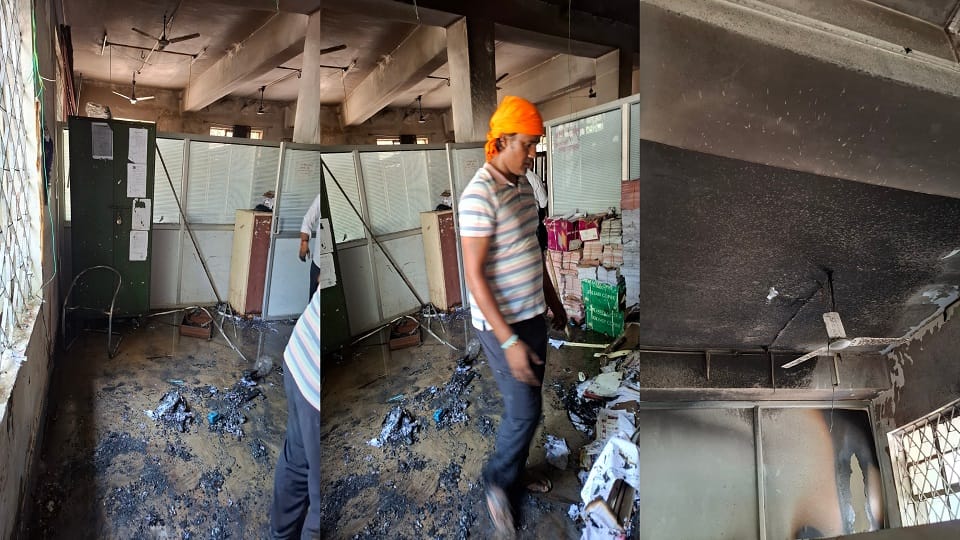 Fire breaks out at Agra Municipal Corporation zonal office