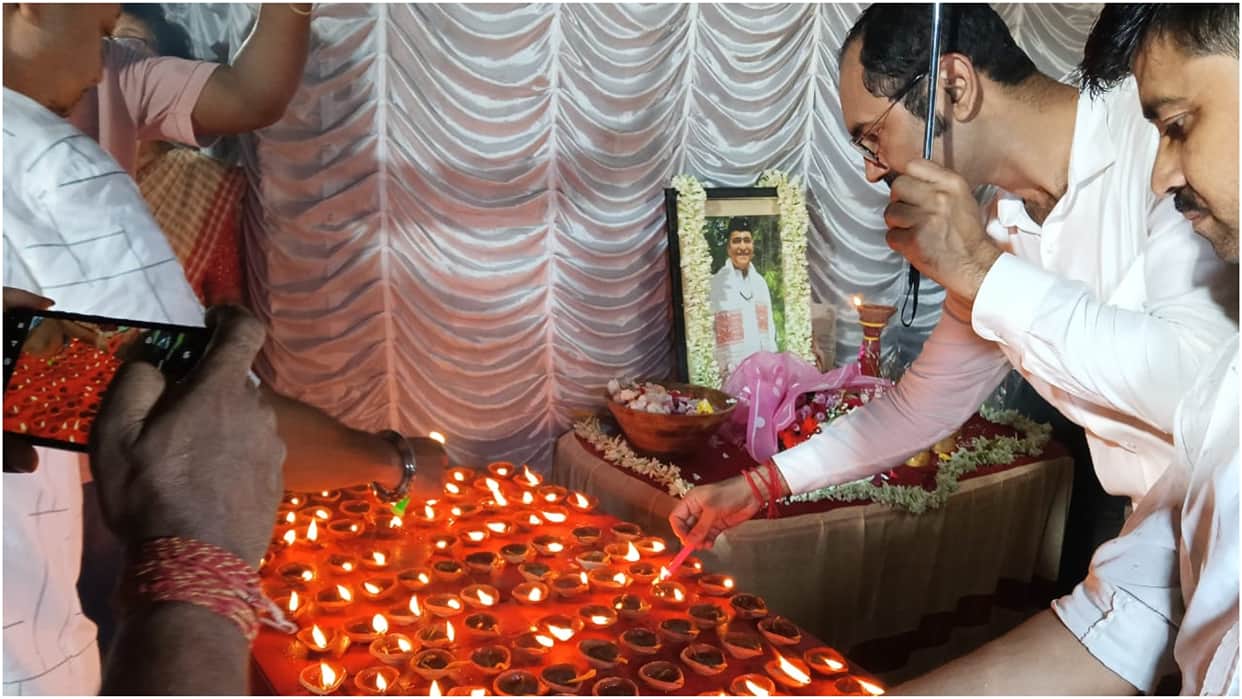 bharat ratna bhupen hazarika followers and musical lovers pay tribute to legends