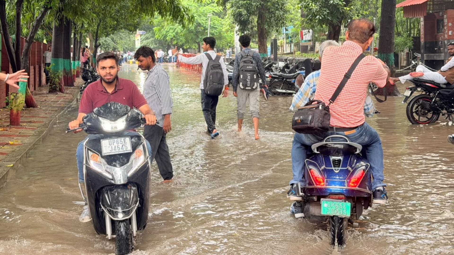 Heavy rainfall in Varanasi waterlogging reported in several areas including BHU and Kashi Vidyapith