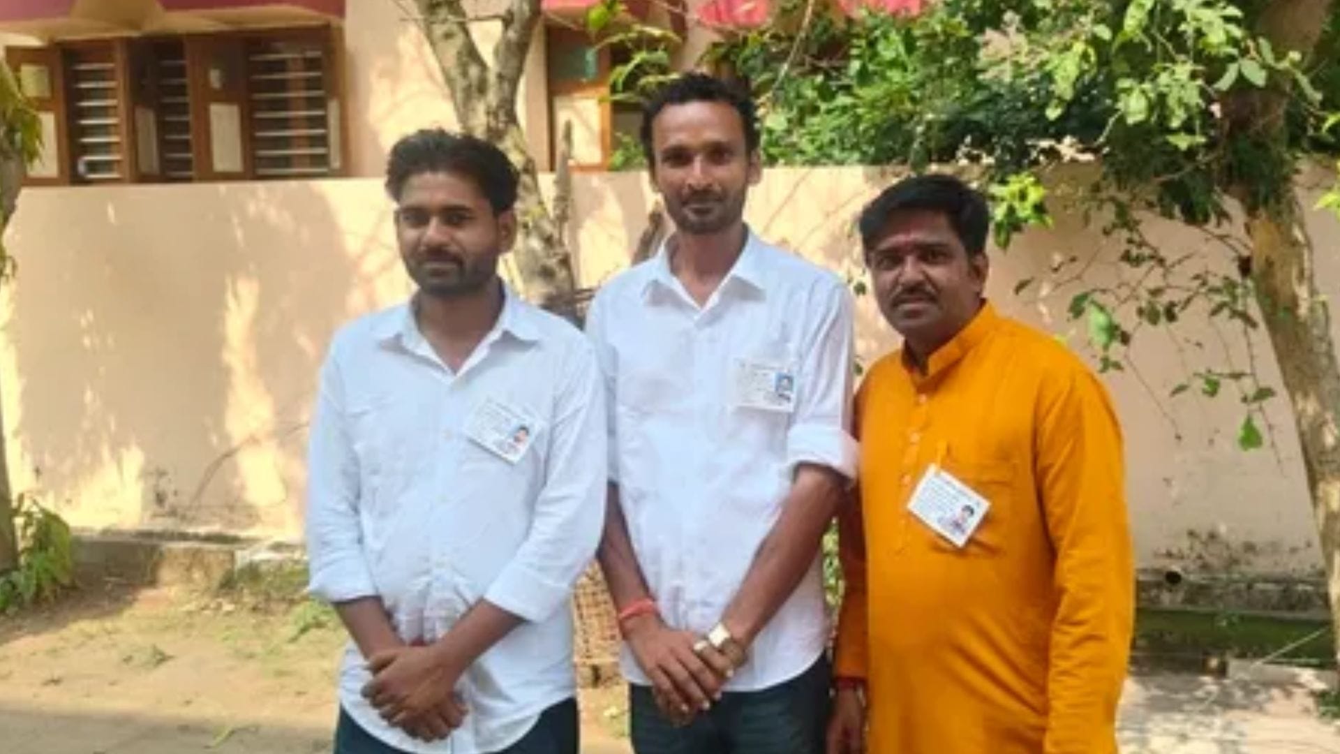 बांसवाड़ा के वार्ड 4 और 26 में साथ साथ खड़े प्रत्याशी