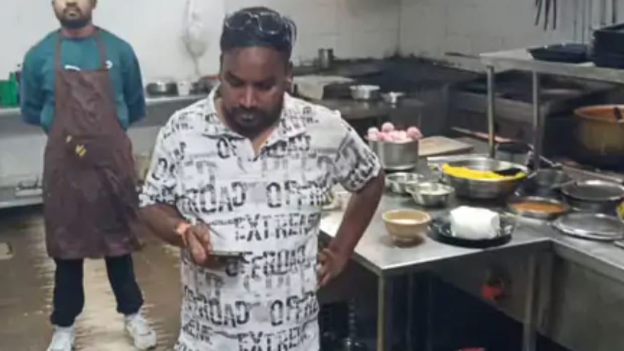 Raipur: Civic Body Acts Against Filth in VIP Area, 3 Establishments Fined Rs 8,000 After Complaint