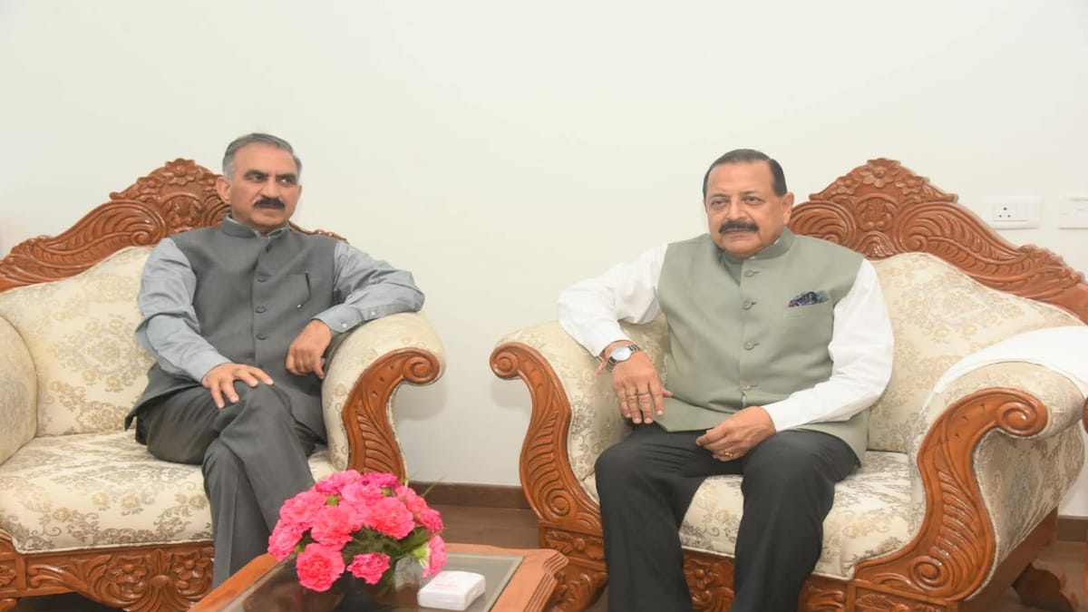 हिमाचल: केंद्रीय मंत्री जितेंद्र सिंह से मिले सीएम सुक्खू, खगोलीय केंद्र स्थापित करने का प्रस्ताव रखा