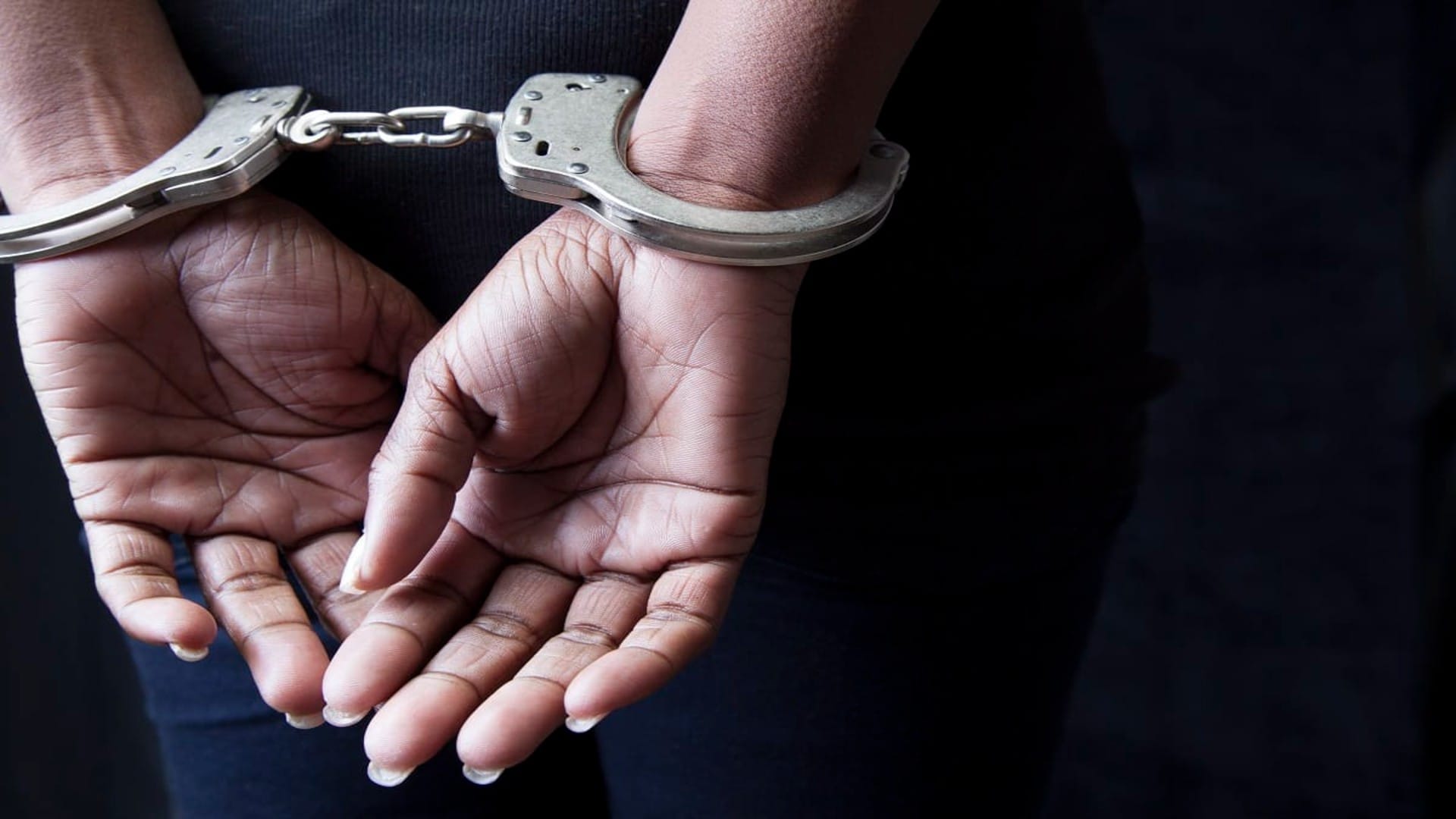 पुलिस के गिरफ्त में आरोपी
