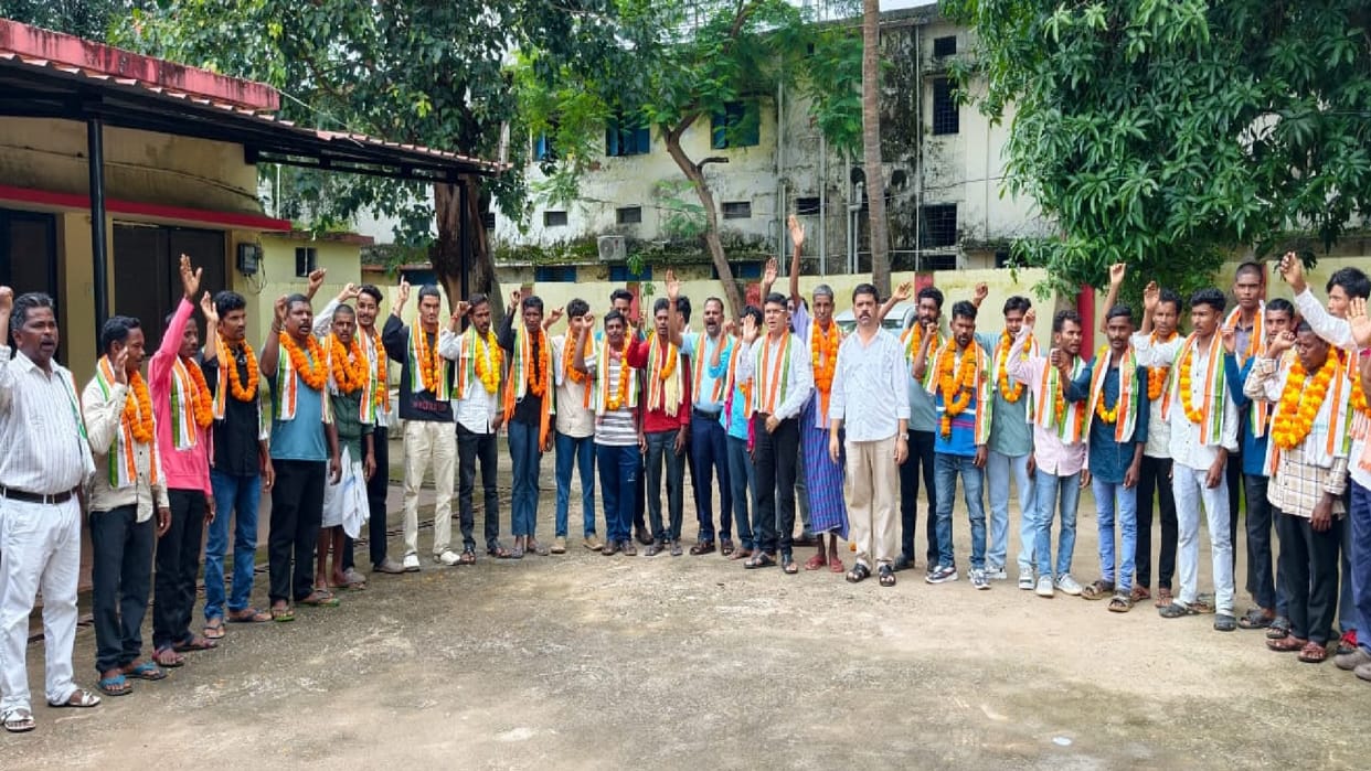 More than 35 active BJP workers joined the Congress.