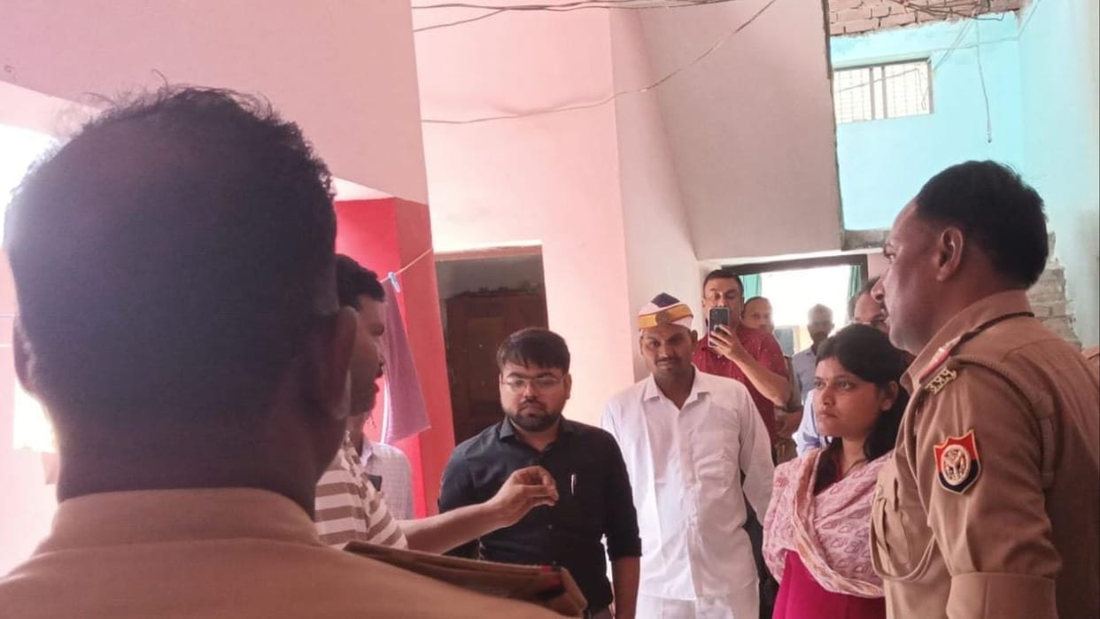 fake Ayurvedic medicines Packaging and storage busted in Azamgarh case against four individuals