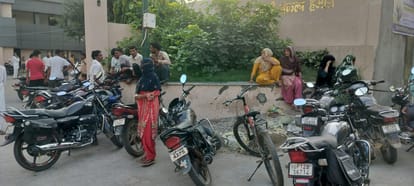 Muzaffarnagar Bus Accident: Roadways Bus Hits Two Bikes, Five Killed; Father-Daughter Among Deceased