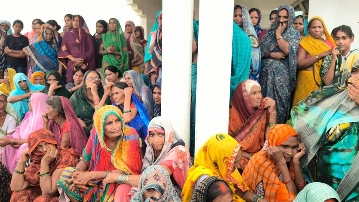 Priyanka farewell teary eyes Mother and daughter helped carry focus investigation Kaushambi rifle incident