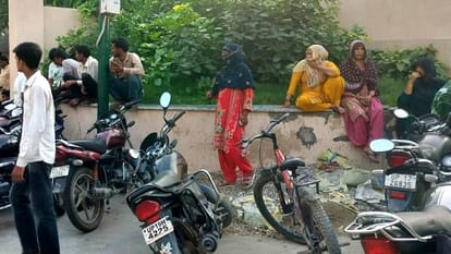 Five deaths in Muzaffarnagar: Bus rams into two motorcycles while attempting to overtake