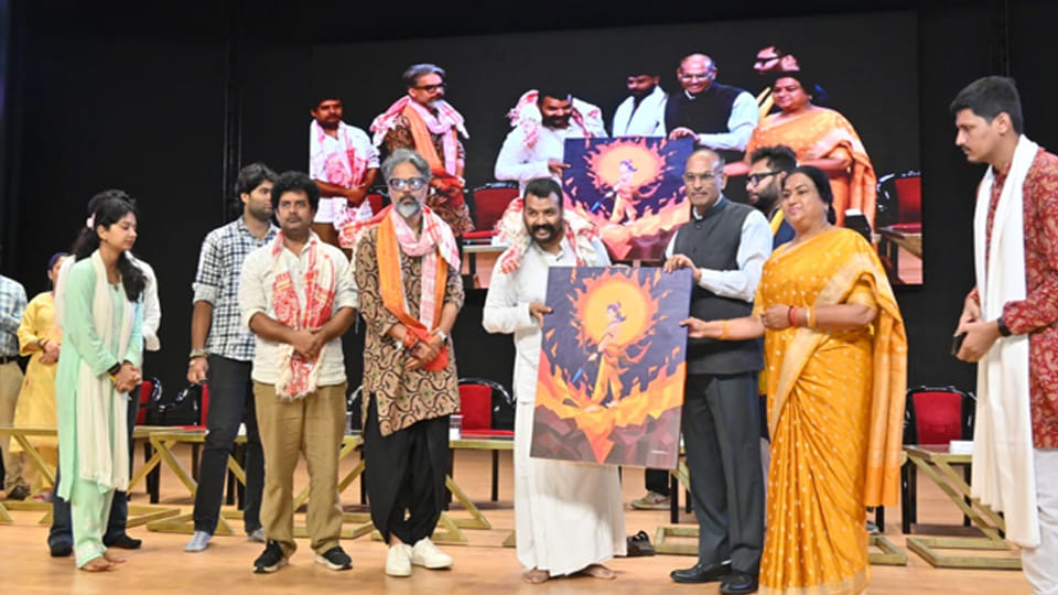 'Hanuman Ansh' team visits CSJMU; shares experiences; campus filled with devotional fervor
