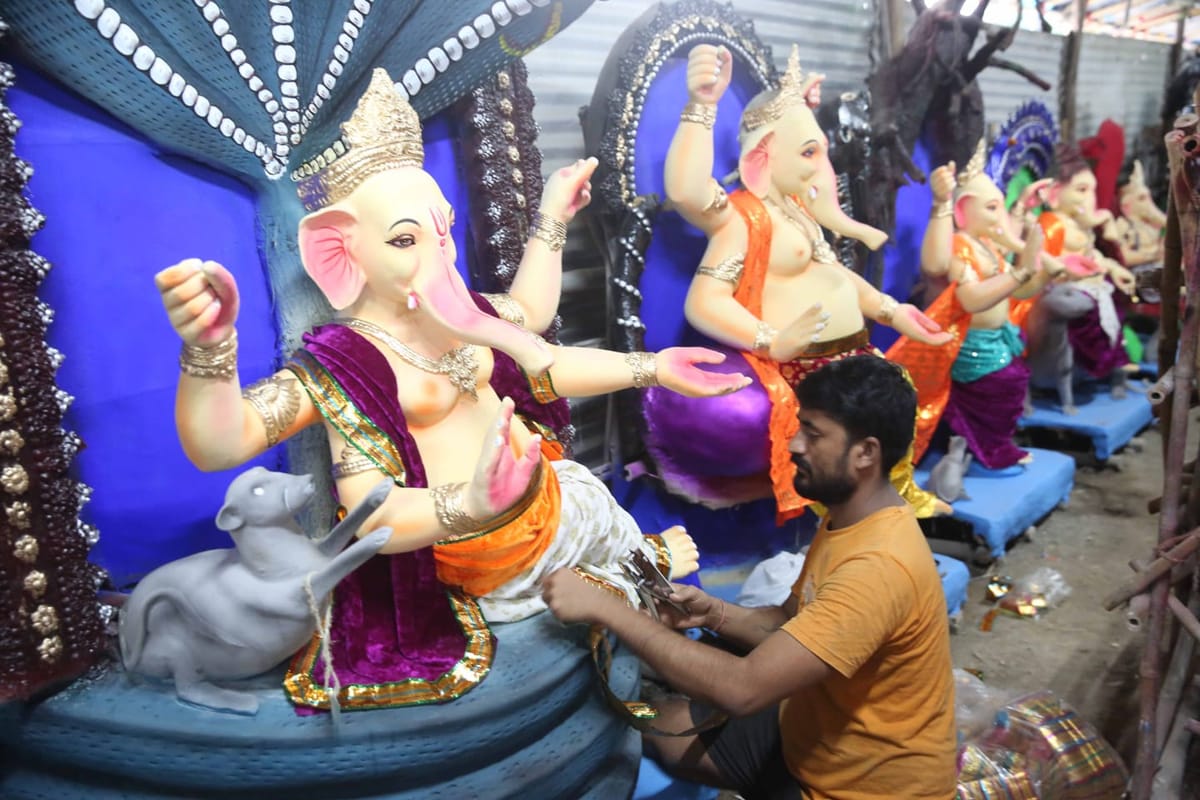 चार दिन बाद गणेशोत्सव: भोपाल में तैयारियां अंतिम दौर में, 2 से 10 हजार रुपए तक महंगी हुईं गणेश प्रतिमाएं