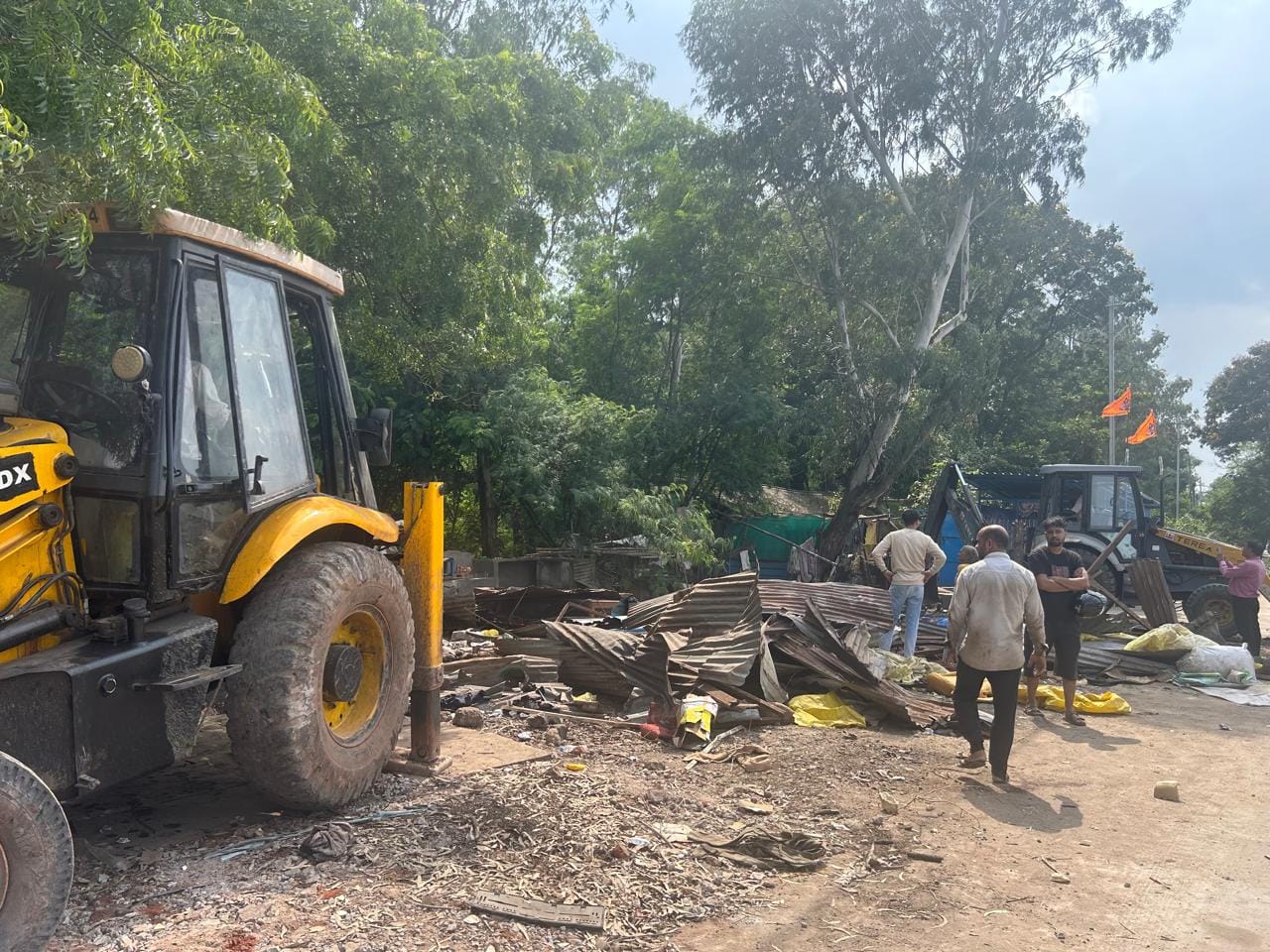 अतक्रिमण पर कार्रवाई