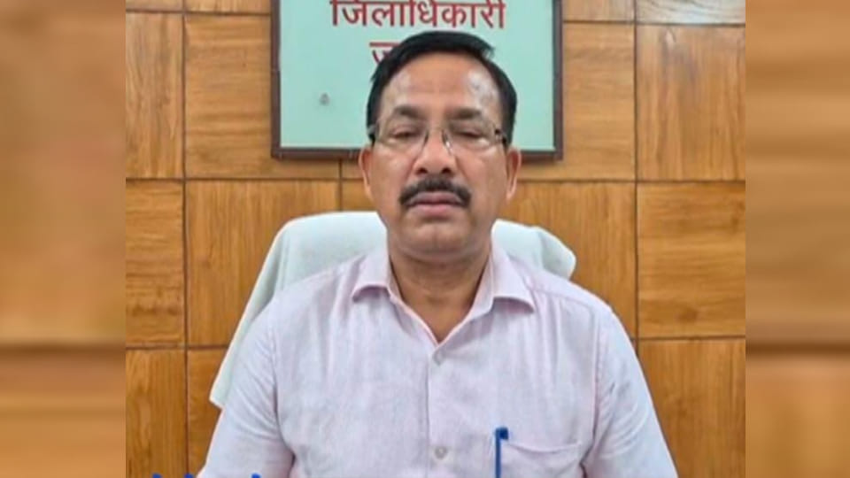 Jalaun: DM transferred two days before completing three-year tenure