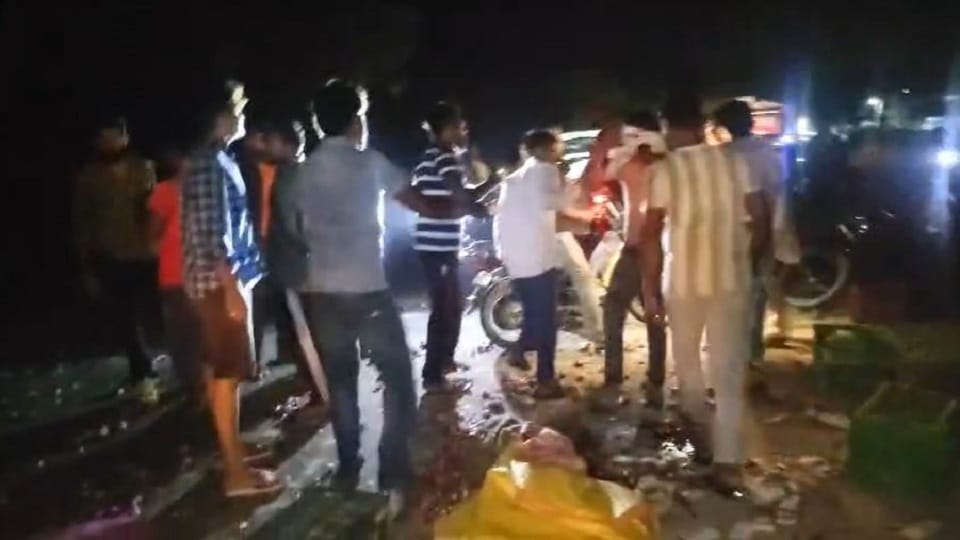 जुगाड़ वाहन से ऑटो की टक्कर