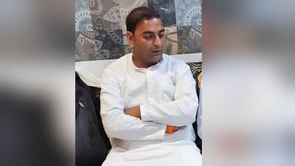 Meerut Block Pramukh Kapil Mukhia Resigns from BJP, Alleges Neglect of Public Issues and Workers