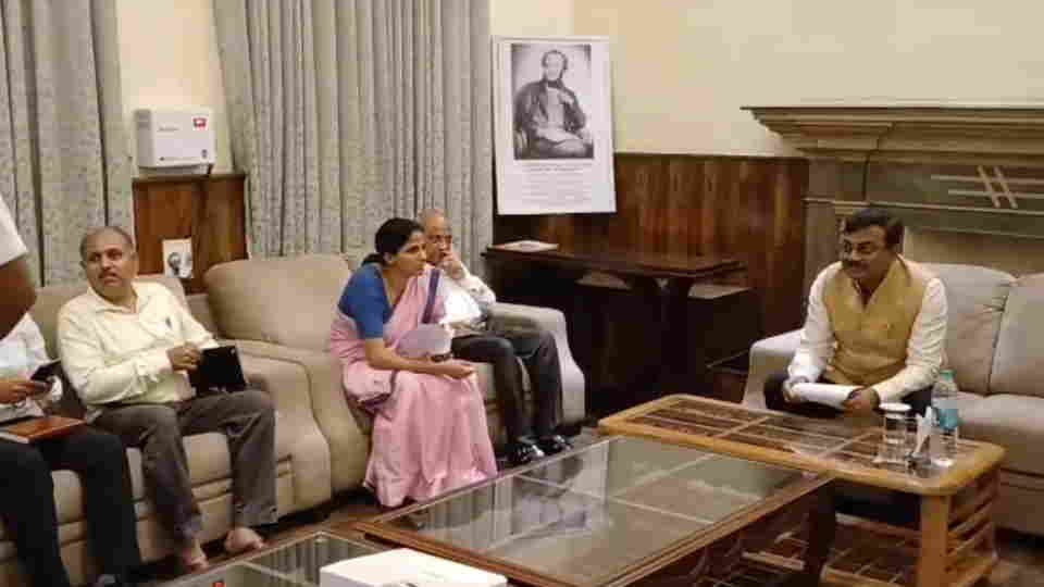 हरिद्वार: मुख्य सचिव आनंद बर्द्धन पहुंचे डाम कोठी, कुंभ मेला कार्यों का करेंगे निरीक्षण