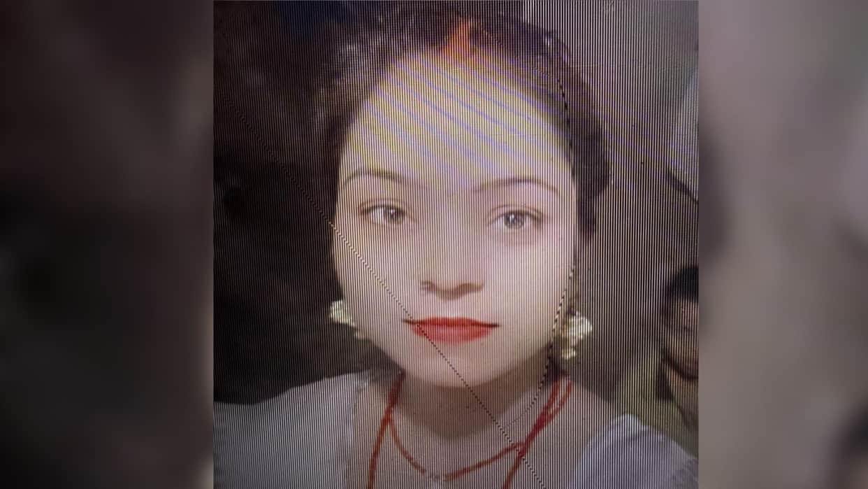 Married woman hangs herself three-year-old child loses mother in Ghazipur