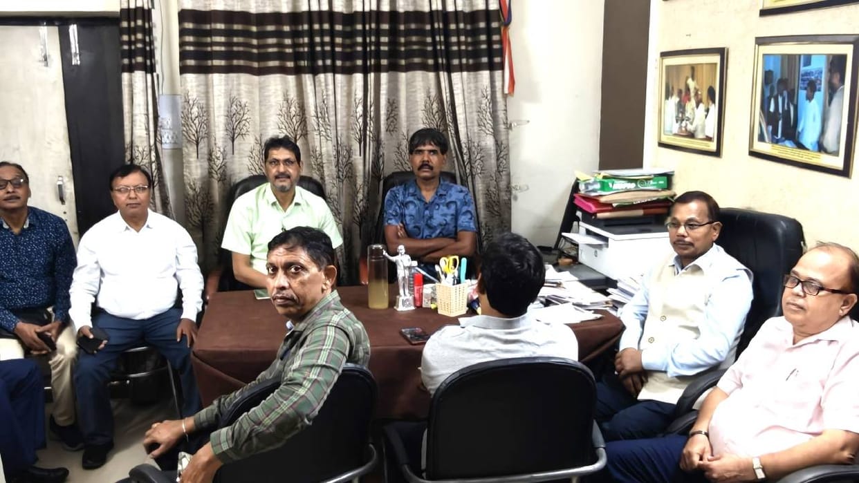 UP Power Officers Association to send 20 cases of harassment of Dalit engineers to CM Yogi; launches a campai