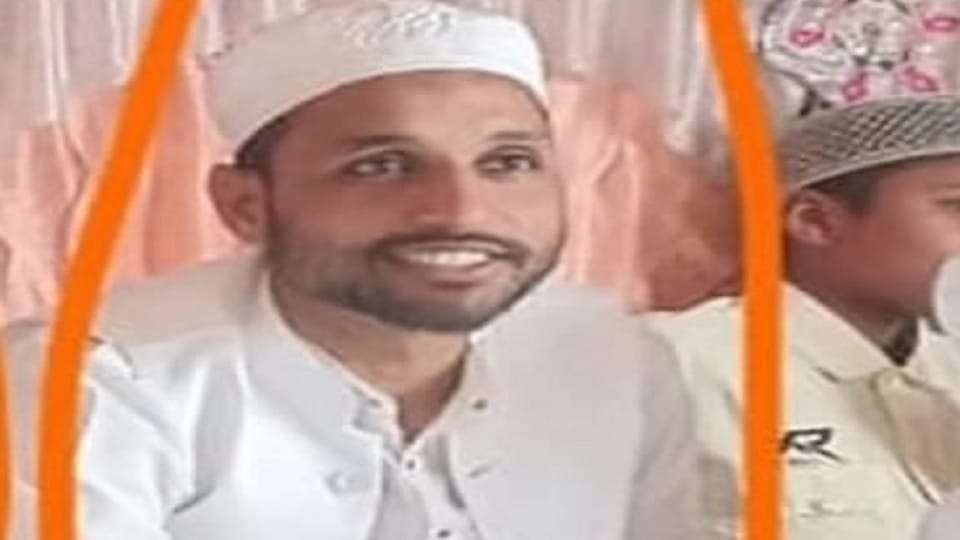 वाहन की टक्कर से क्लीनर की मौत