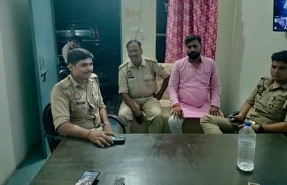 tgt-pgt-vacancy-yuva-manch-protest-prayagraj-police-action