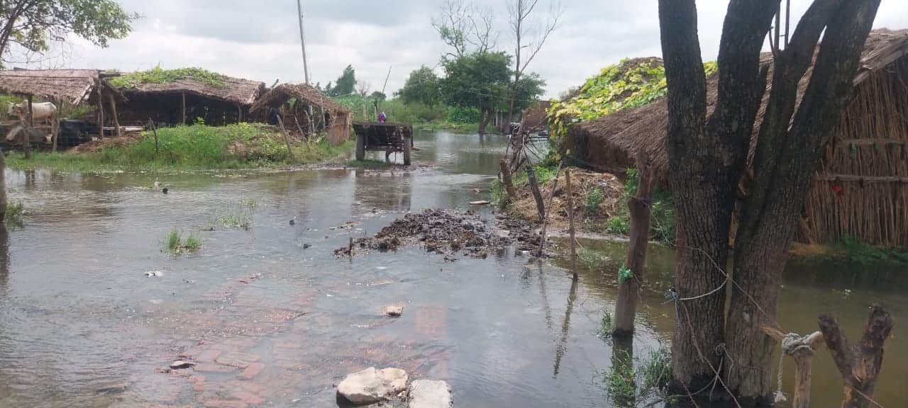 Flood in Badaun Rising water levels of Ganga and Ramganga submerge several villages