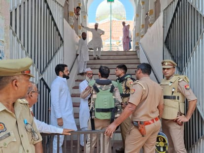 Saharanpur: Friday Prayers Held Peacefully After Collectorate Mosque Demolition, Heavy Police Deployment